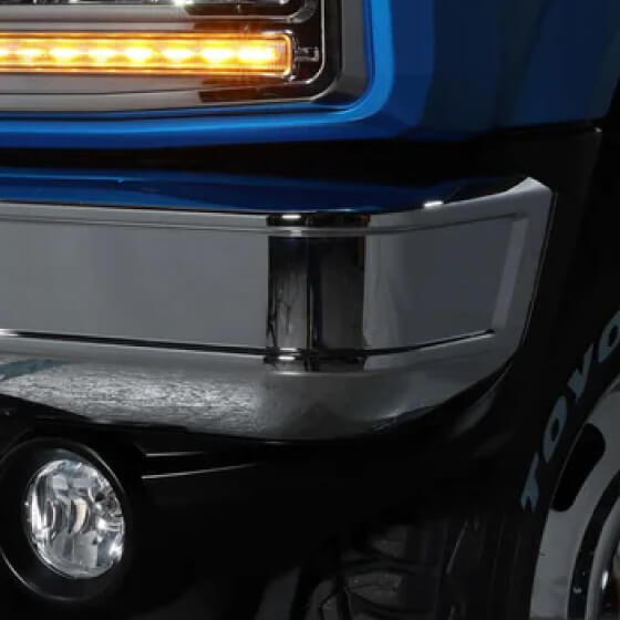 クロームメッキフロントバンパー